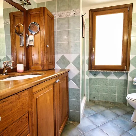 בית נופש Cassiopea פוצו אידו